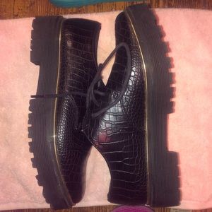 Black Leather croc texture platform “creepers”